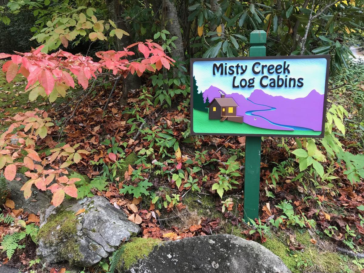 Misty Creek Log Cabins Maggie Valley Eksteriør billede